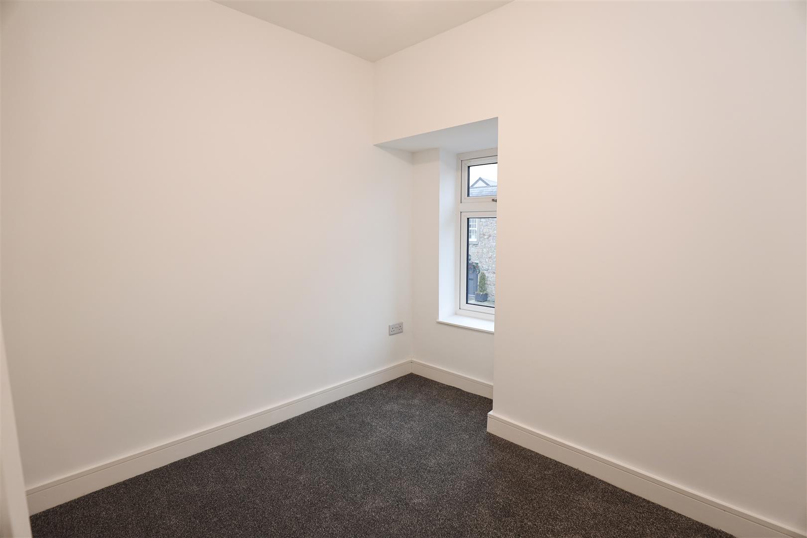 5 Westgate, Cowbridge, Vale of Glamorgan, CF71 7AQ